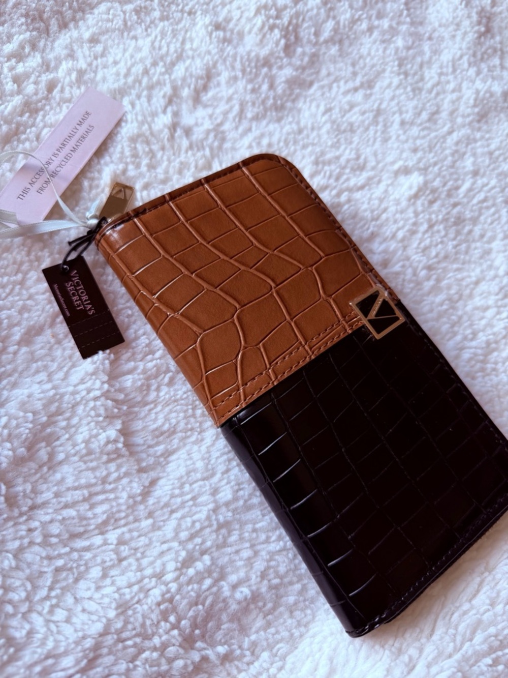 Victoria's Secret Two-Tone Croc-Embossed Wallet in Brown & Black